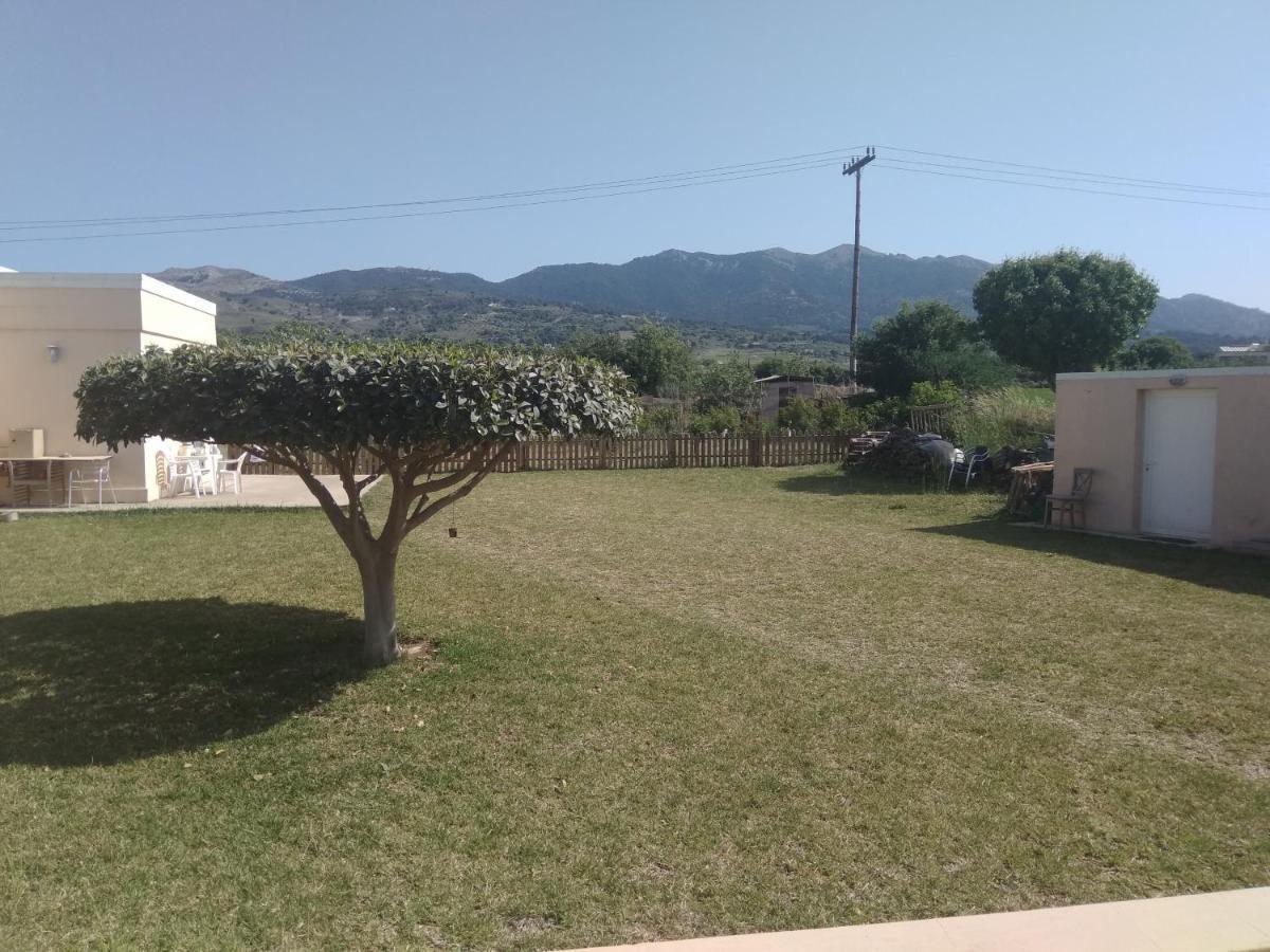Kos Villa - Family Comfort With Large Garden, Jacuzzi エクステリア 写真