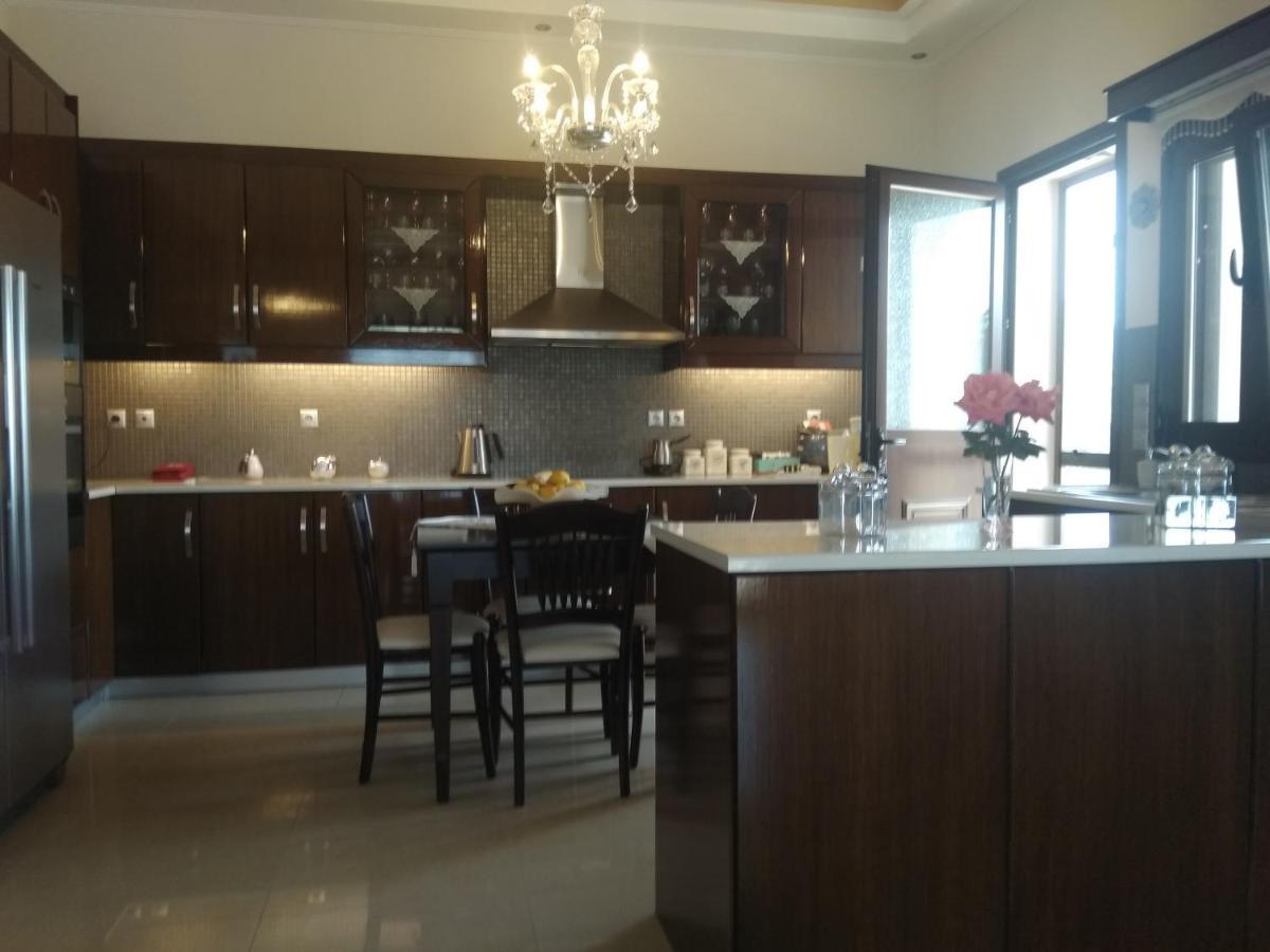 Kos Villa - Family Comfort With Large Garden, Jacuzzi エクステリア 写真
