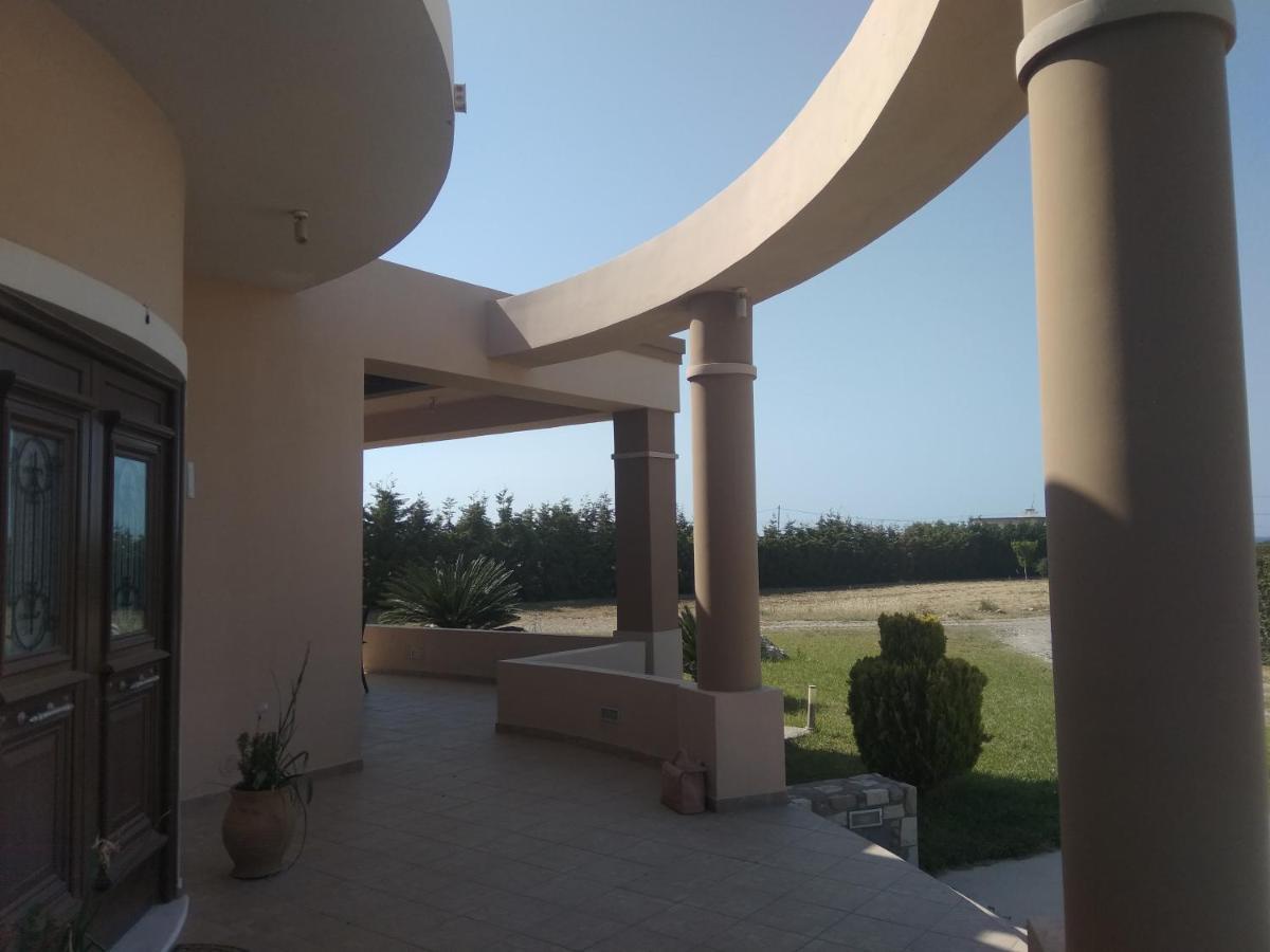 Kos Villa - Family Comfort With Large Garden, Jacuzzi エクステリア 写真