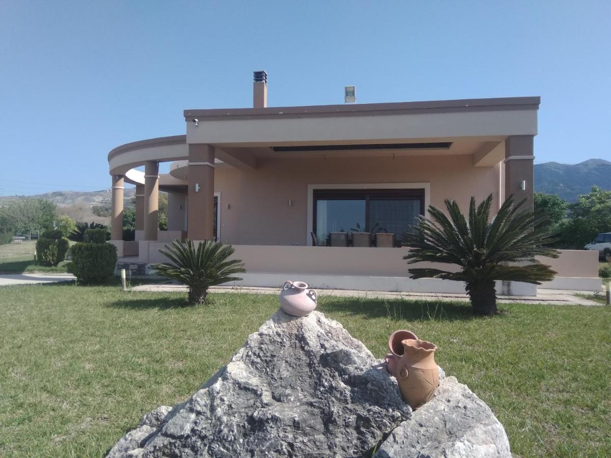 Kos Villa - Family Comfort With Large Garden, Jacuzzi エクステリア 写真